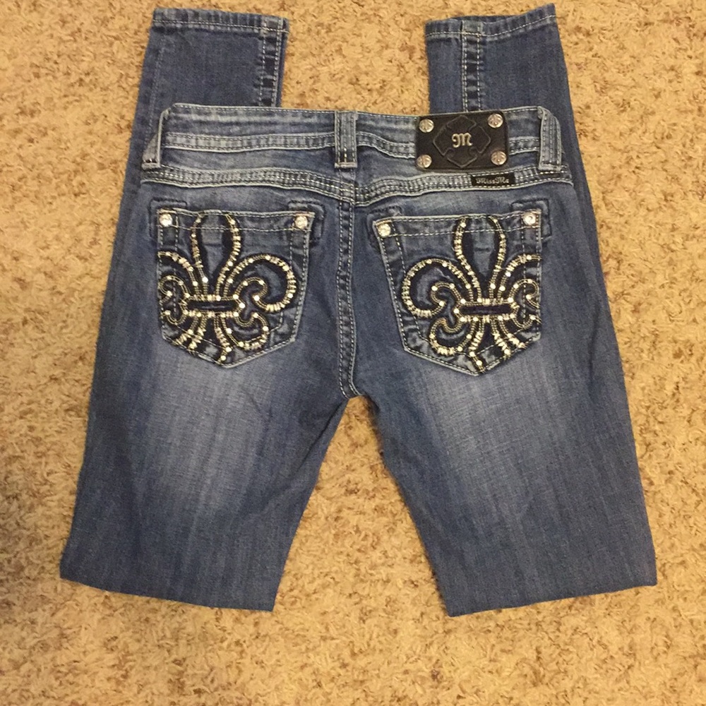 Miss Me Signature Skinny Jeans